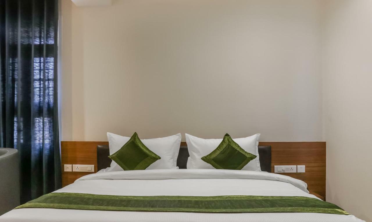Hotel Treebo Casino 3*